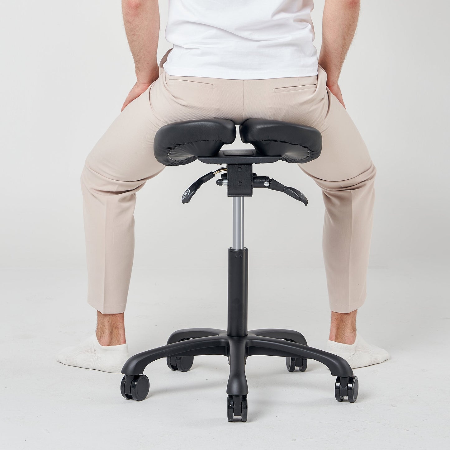 Master Massage Berkeley Ergonomic Posture Saddle Chair